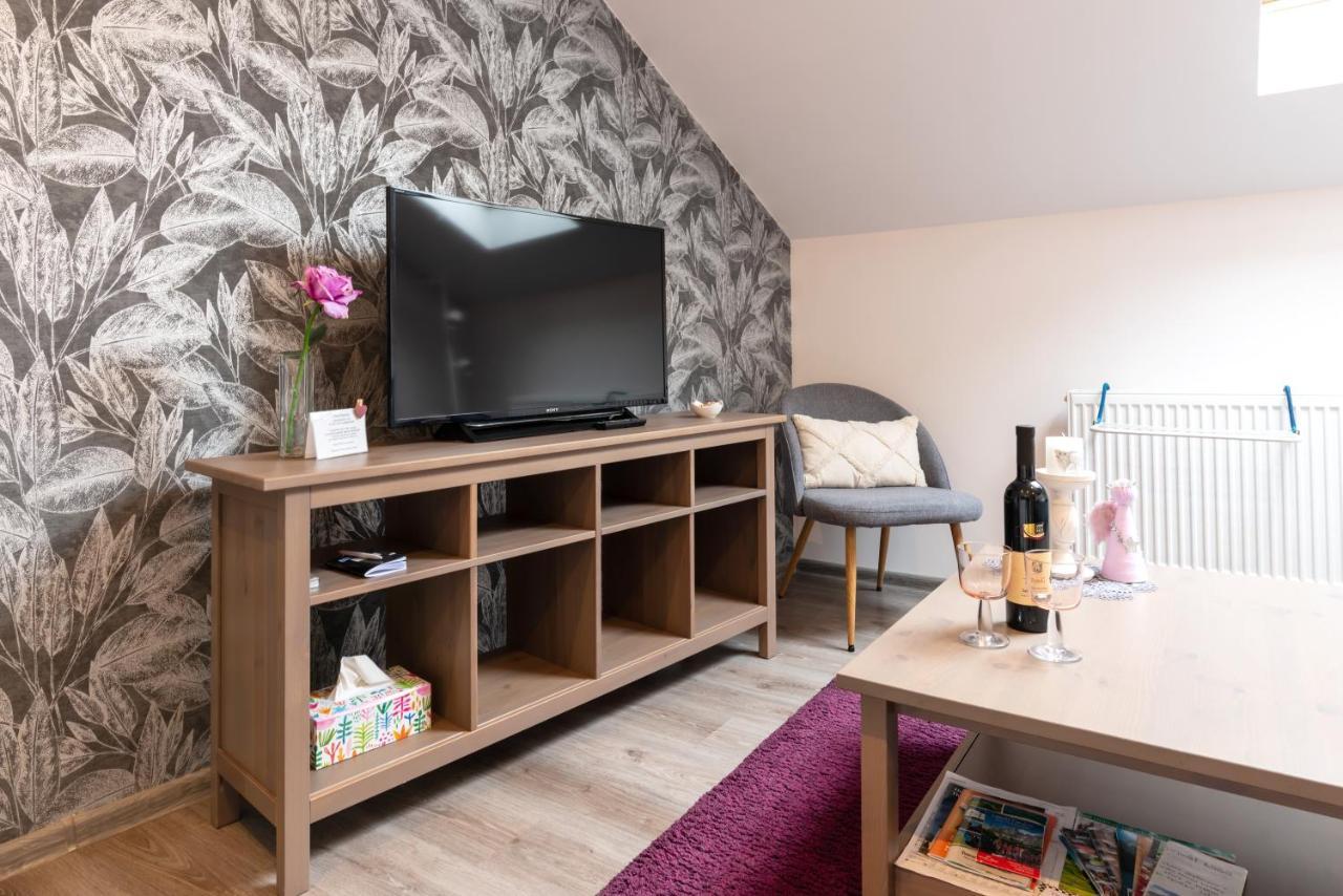 Nisa Apartments Nova Lesna Ngoại thất bức ảnh